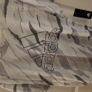 Adidas Boys XL 18/20 T-Shirt NWT